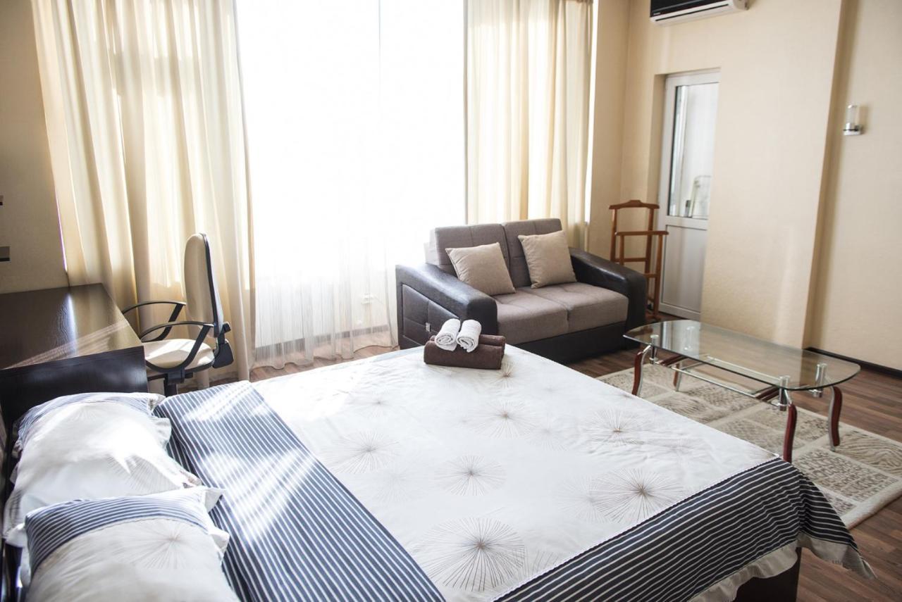 Apartment On Kunayeva 38 Shymkent Exterior photo